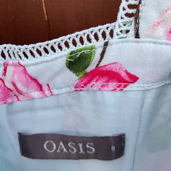 ***Fundraiser*** Oasis Floral Halter Maxi Dress - Picture 3 of 12